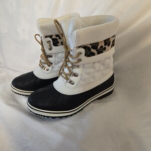 Global Win Women's Winter Boots - Black, White, and Leopard